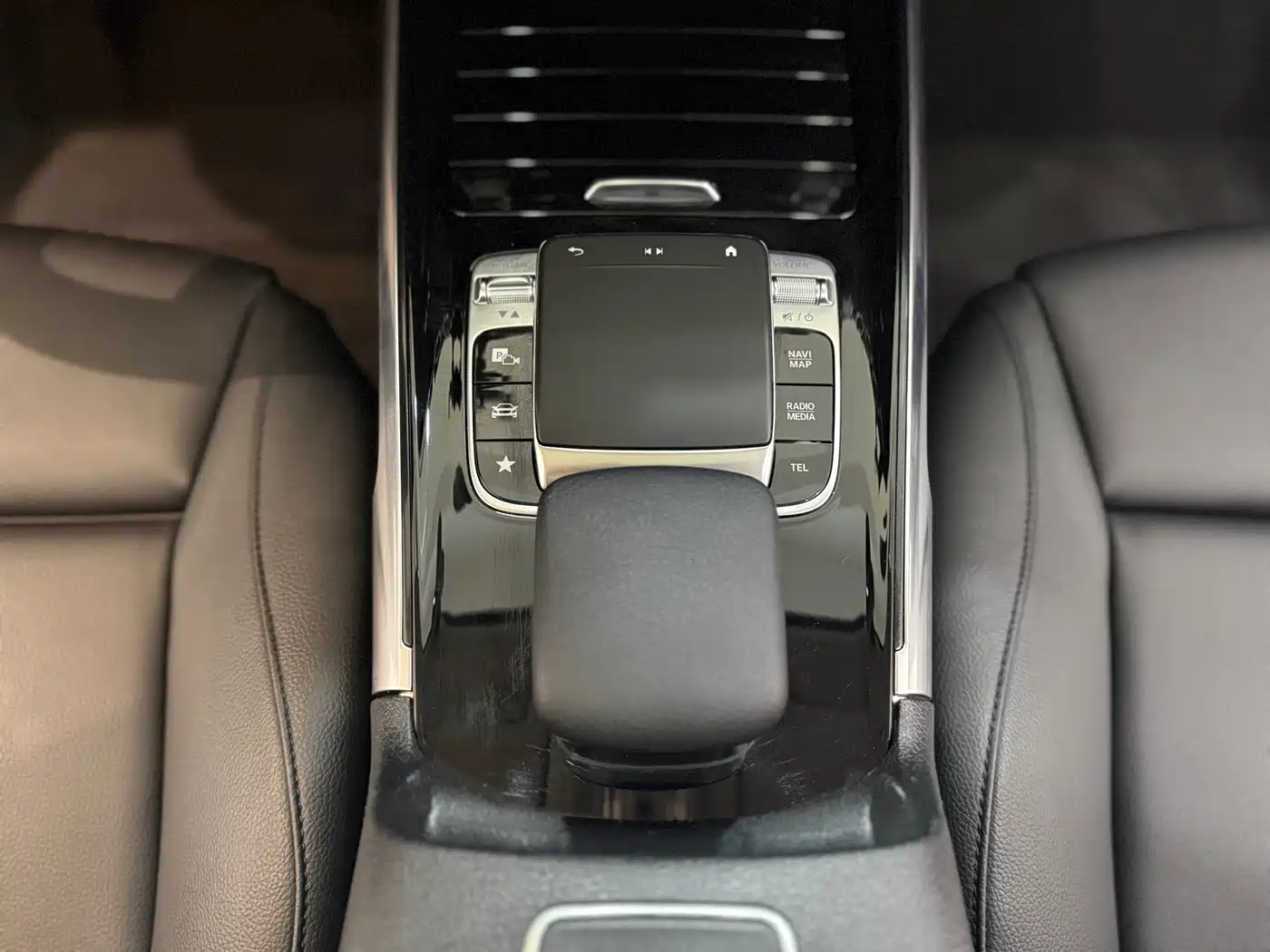 Mercedes-Benz GLB 2020 GLB 200 Dynamic фото 17