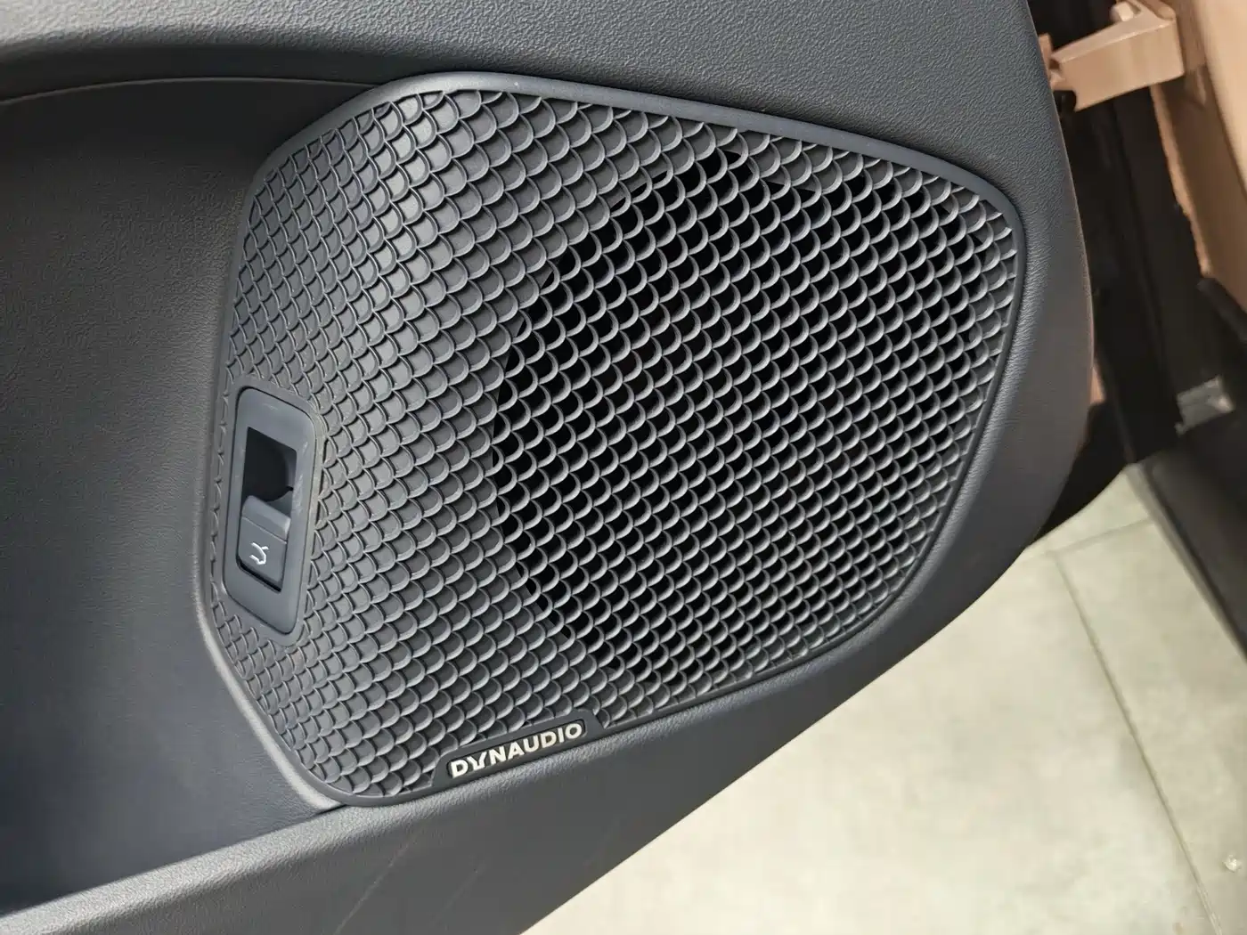 BYD Seal 06GT 2025 Smart Drive Edition 550 AWD Heat Wave фото 7