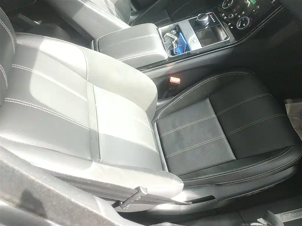 Land Rover Range Rover Velar 2020 P250 R-DYNAMIC S фото 21