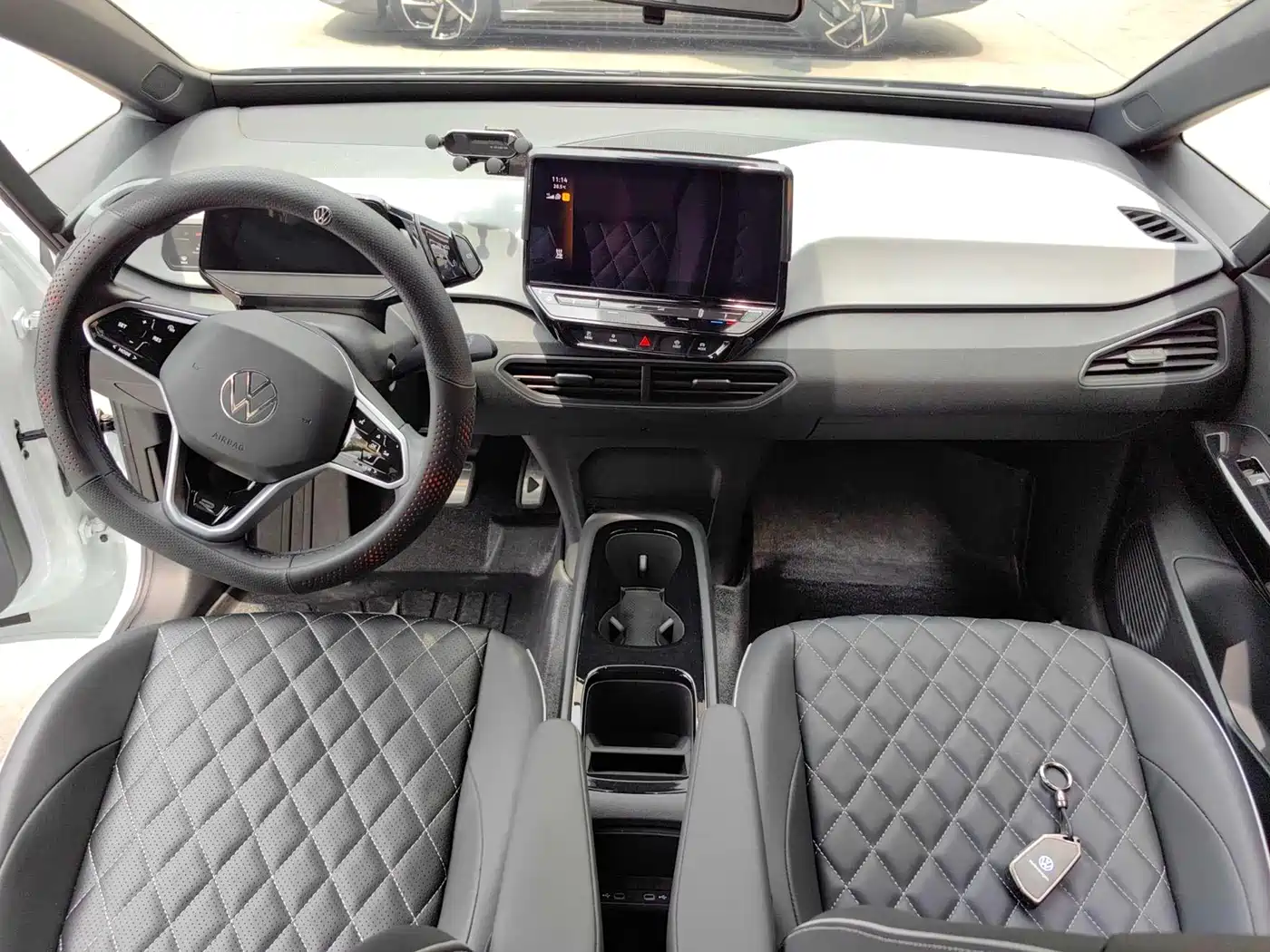 Volkswagen ID.3 2023 Pure Smart Edition фото 6