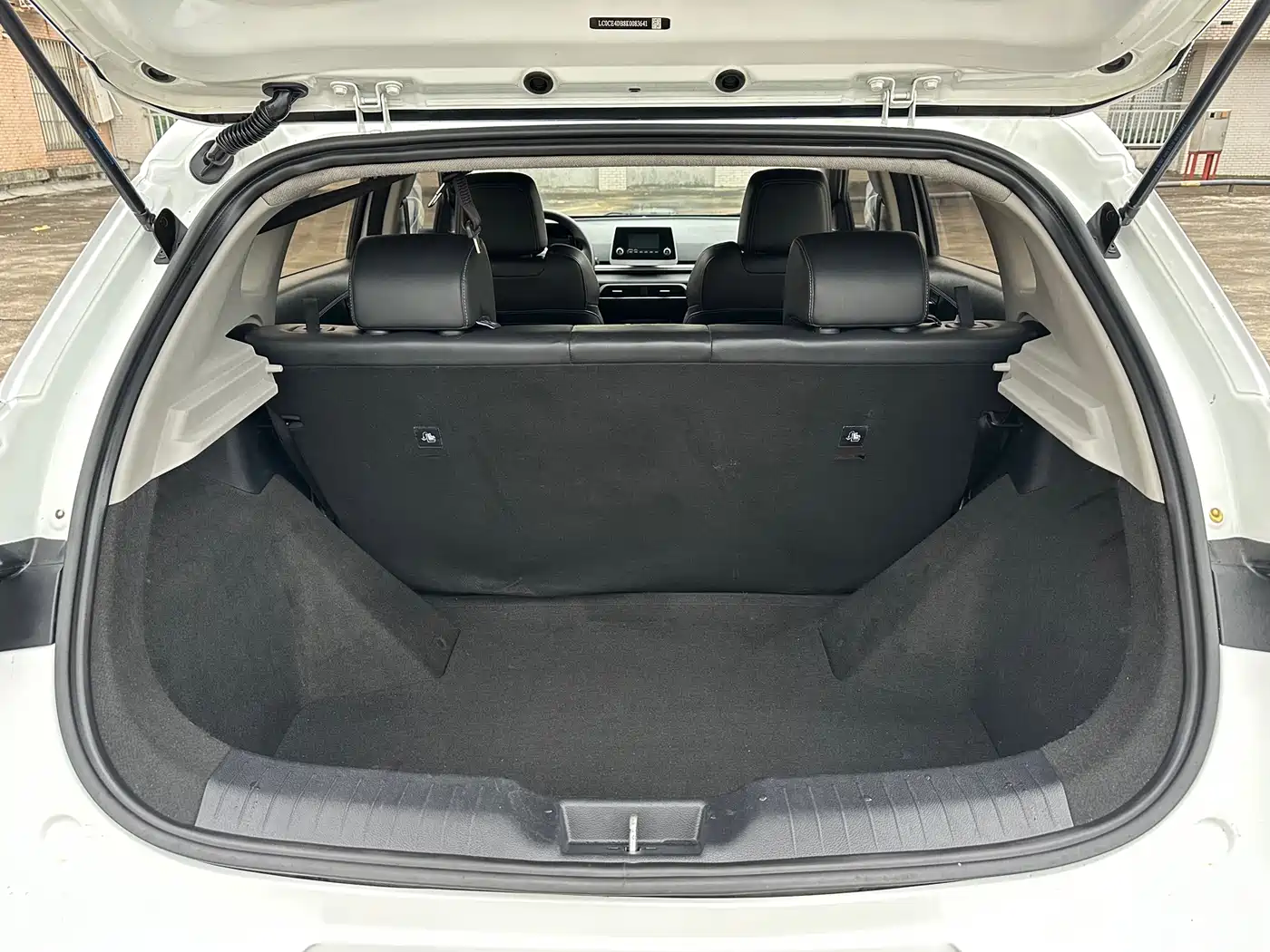 BYD e2 2019 400 Travel Edition фото 16