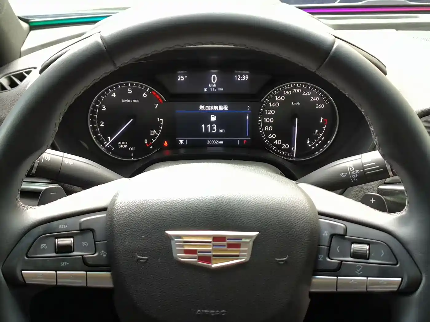 CADILLAC CT4