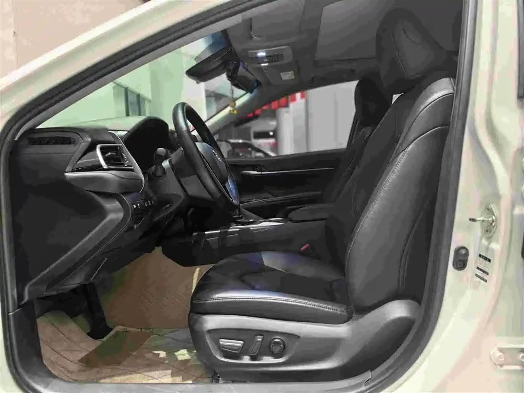 Toyota Camry 2022 2021 2.5G Luxury Edition