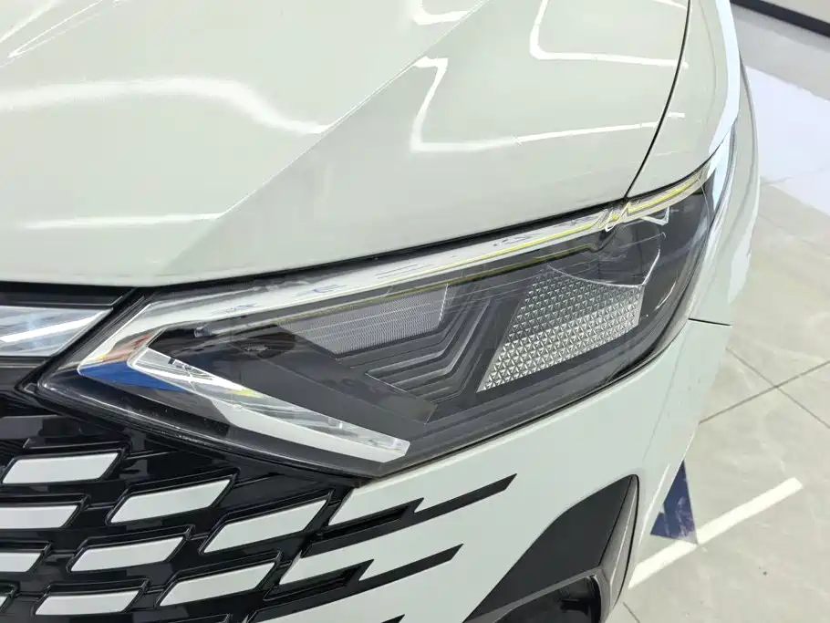 2026 Jetta VS7