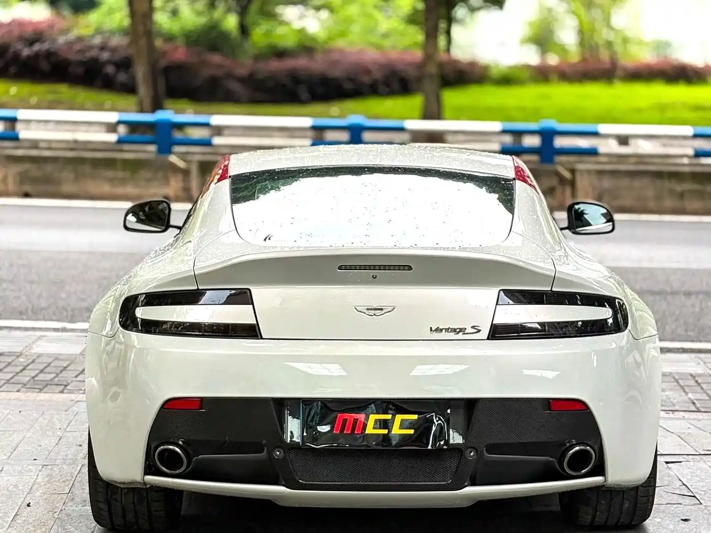 Aston Martin Vantage 2013 2012 4.7L S Coupe