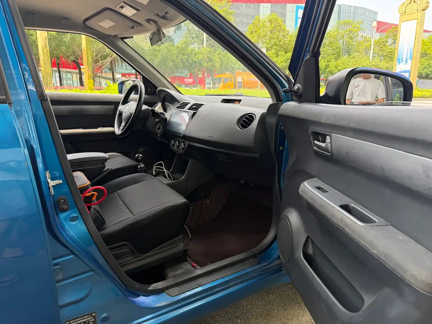Suzuki Swift 2011 2011 1.3L Manual Fashion