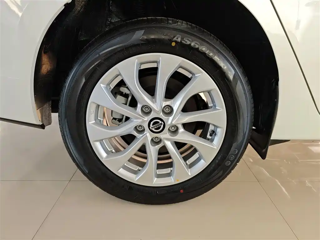 Nissan SYLPHY, миниатюра 26