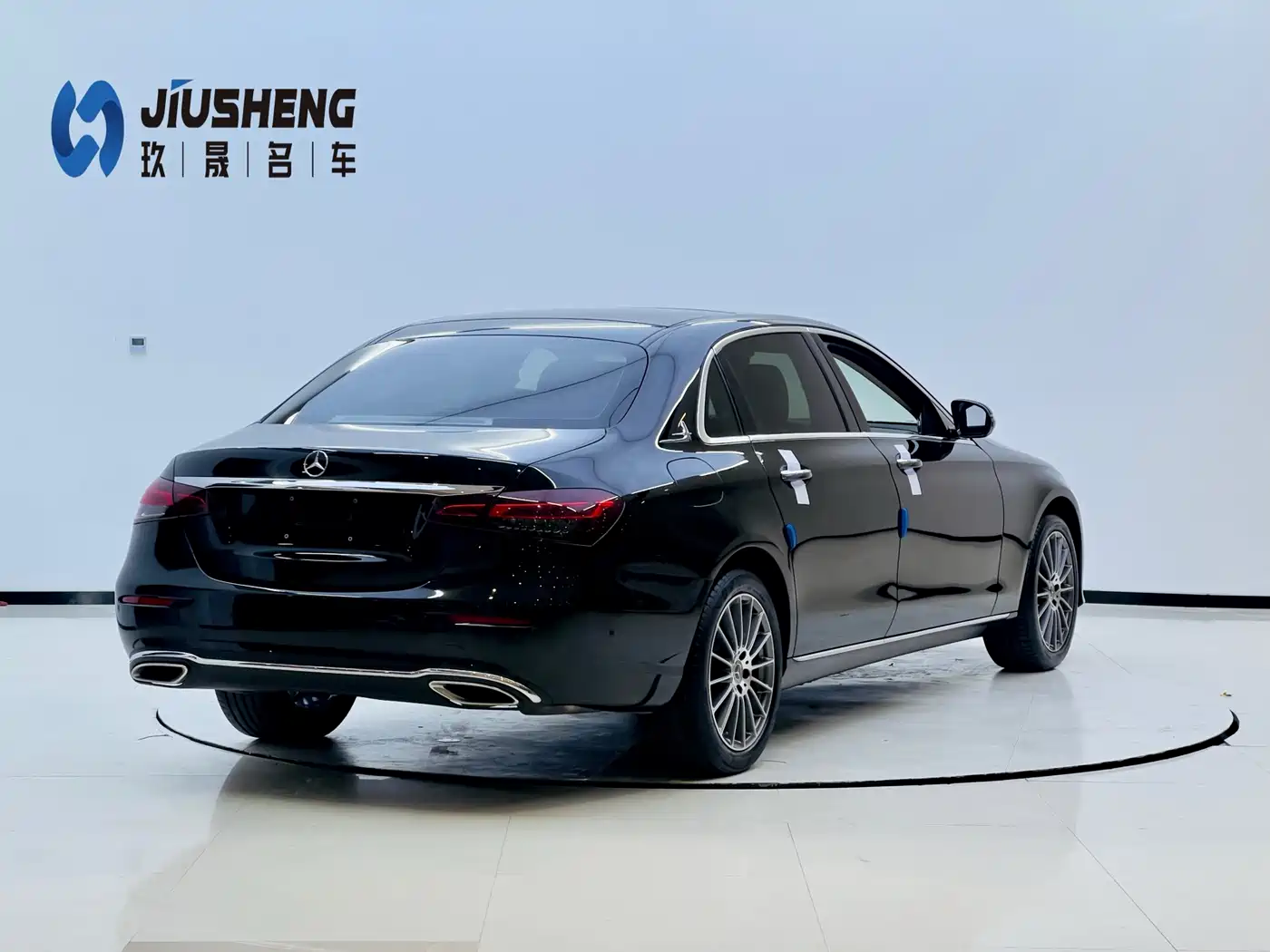 Mercedes-Benz E-Class 2022 E 260 L фото 6