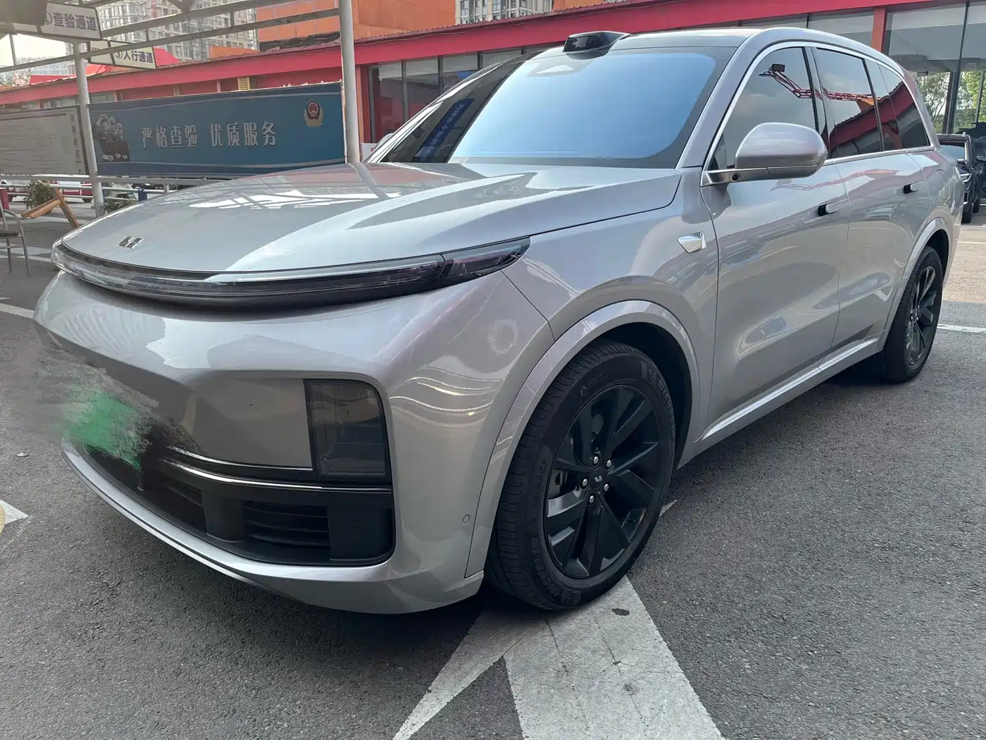 Li Auto L8 2023