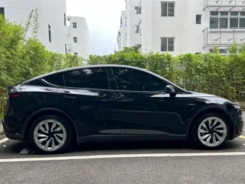 Tesla Model Y 2026 2026 Rear-Wheel Drive