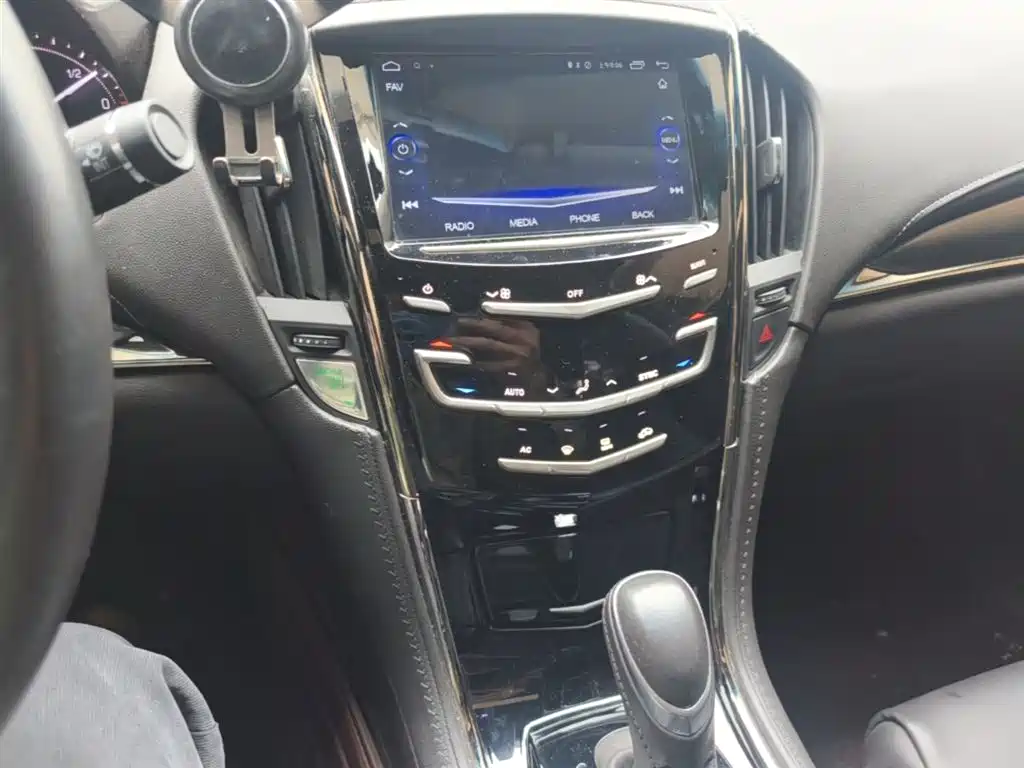 Cadillac ATS-L 2017 28T Technology фото 13