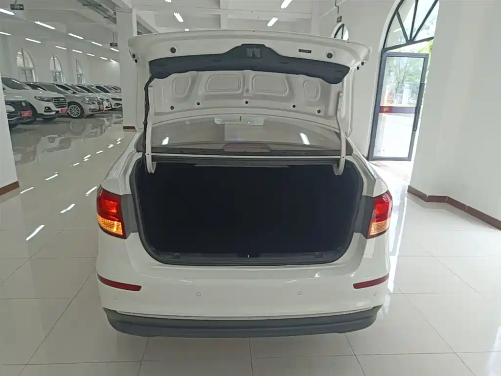 Kia K2 2015 Sedan 1.6L AT Premium фото 19