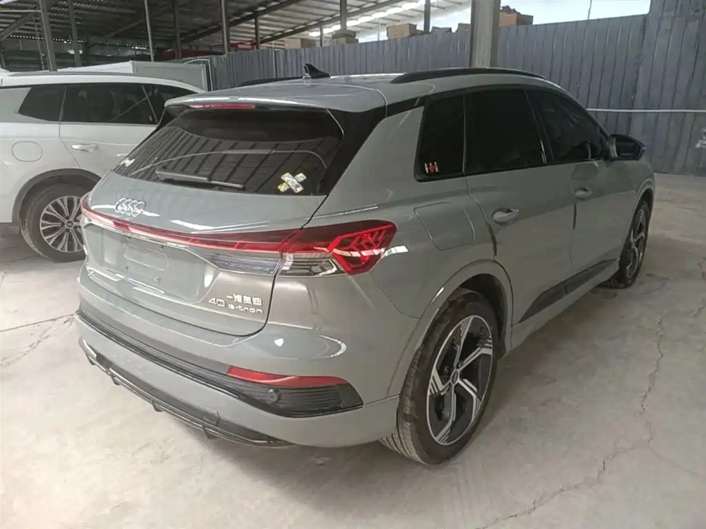 Audi Q4 e-tron 2023 40 e-tron Innovation Edition фото 7