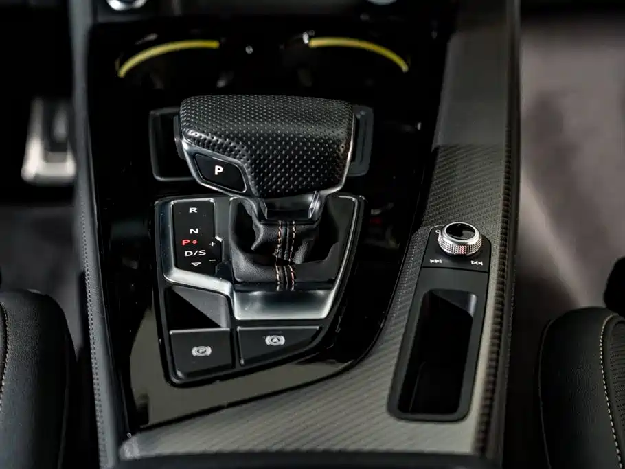 Audi A4L 2024 40 TFSI quattro RS Kit Speed Edition фото 15