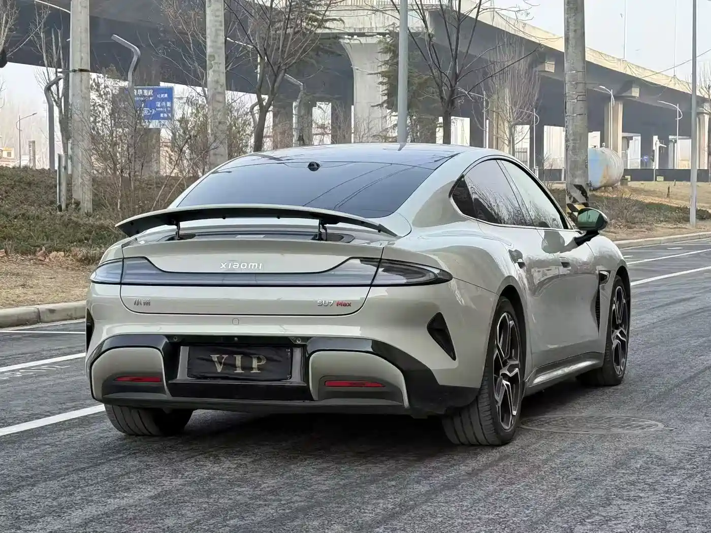 XIAOMI CAR XIAOMI SU7