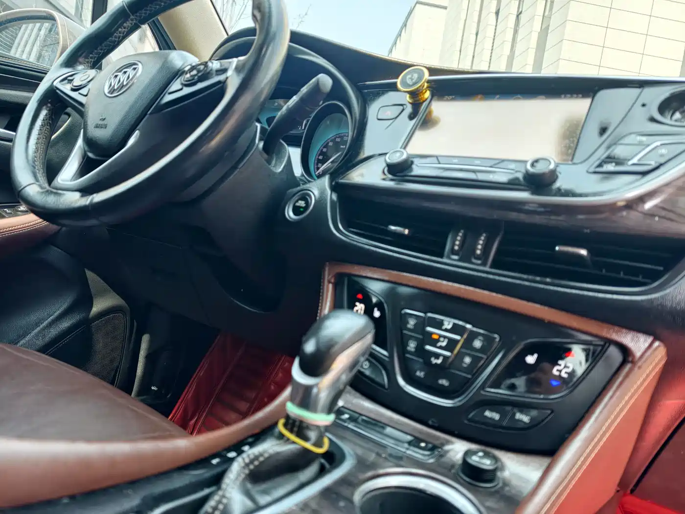 Buick Envision Plus 2017 20T 2WD Luxury фото 15