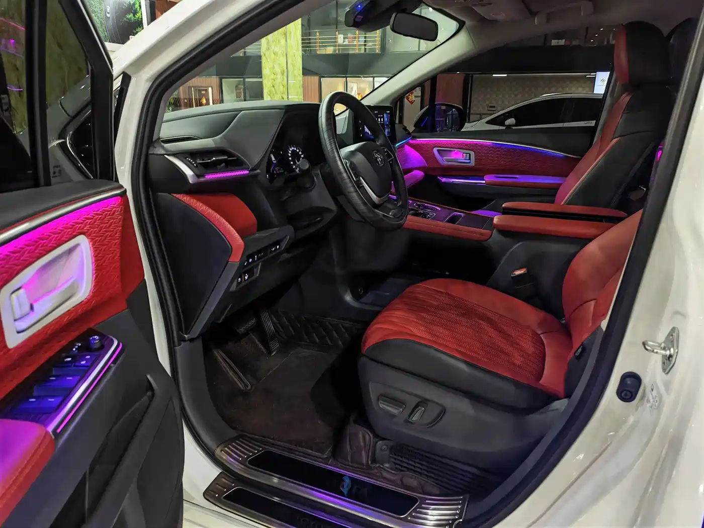 Toyota Sienna 2025 2024 2.5L Hybrid Comfort Edition