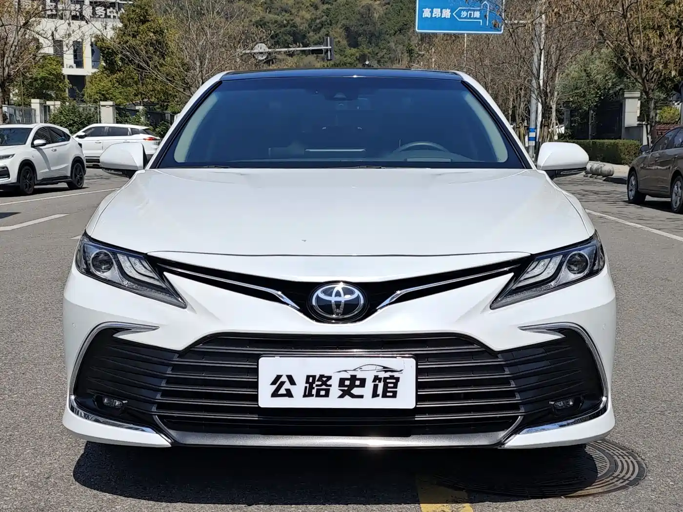 Toyota Camry 2021 2.5G Luxury Edition фото 8