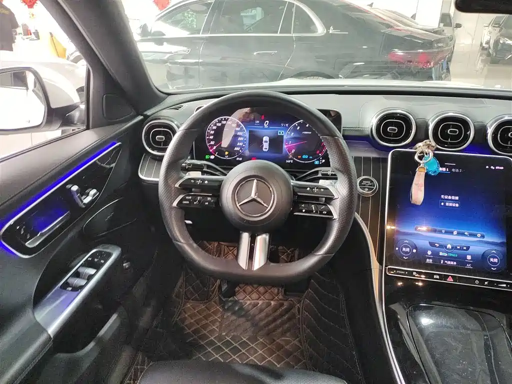 Mercedes-Benz C-Class 2022 C 200 L Sport Version фото 11