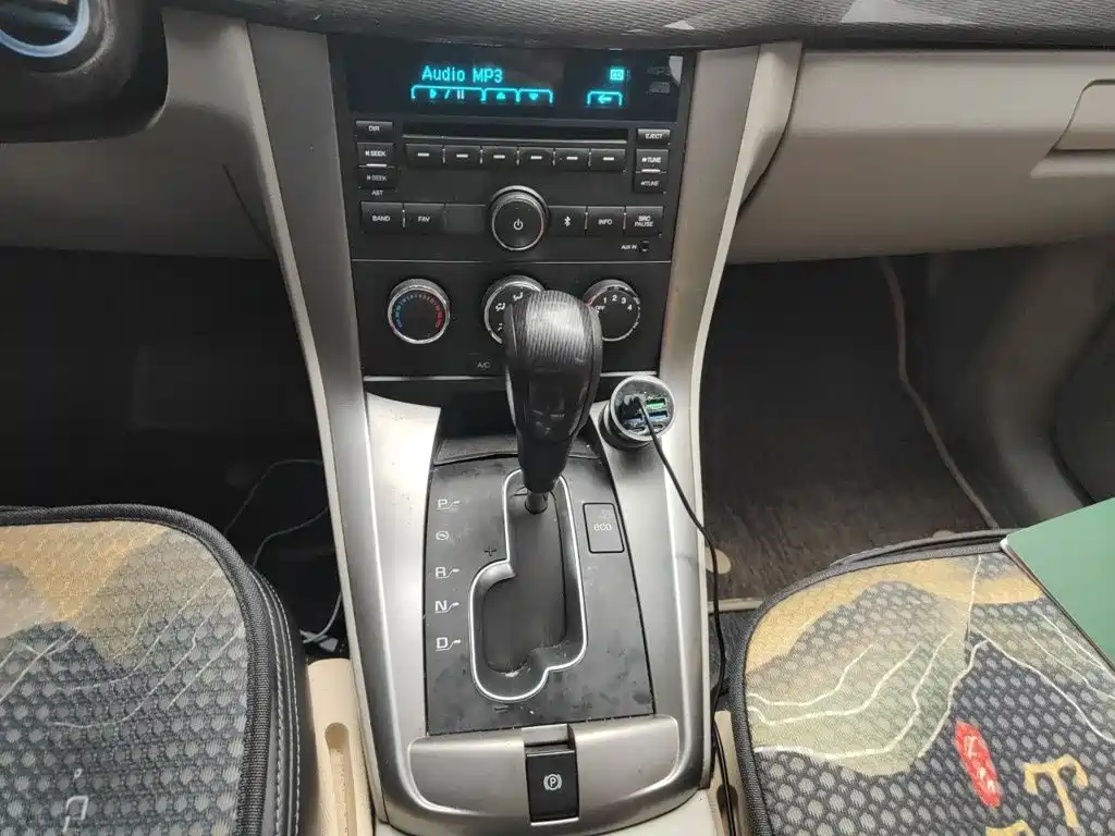 Chevrolet Captiva 2016 2015 2.4L 2WD Urban Edition 5-seater