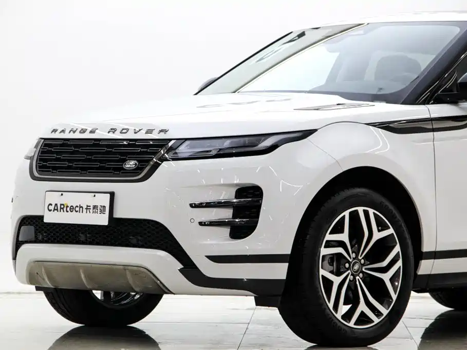 2025 Land Rover Range Rover Evoque