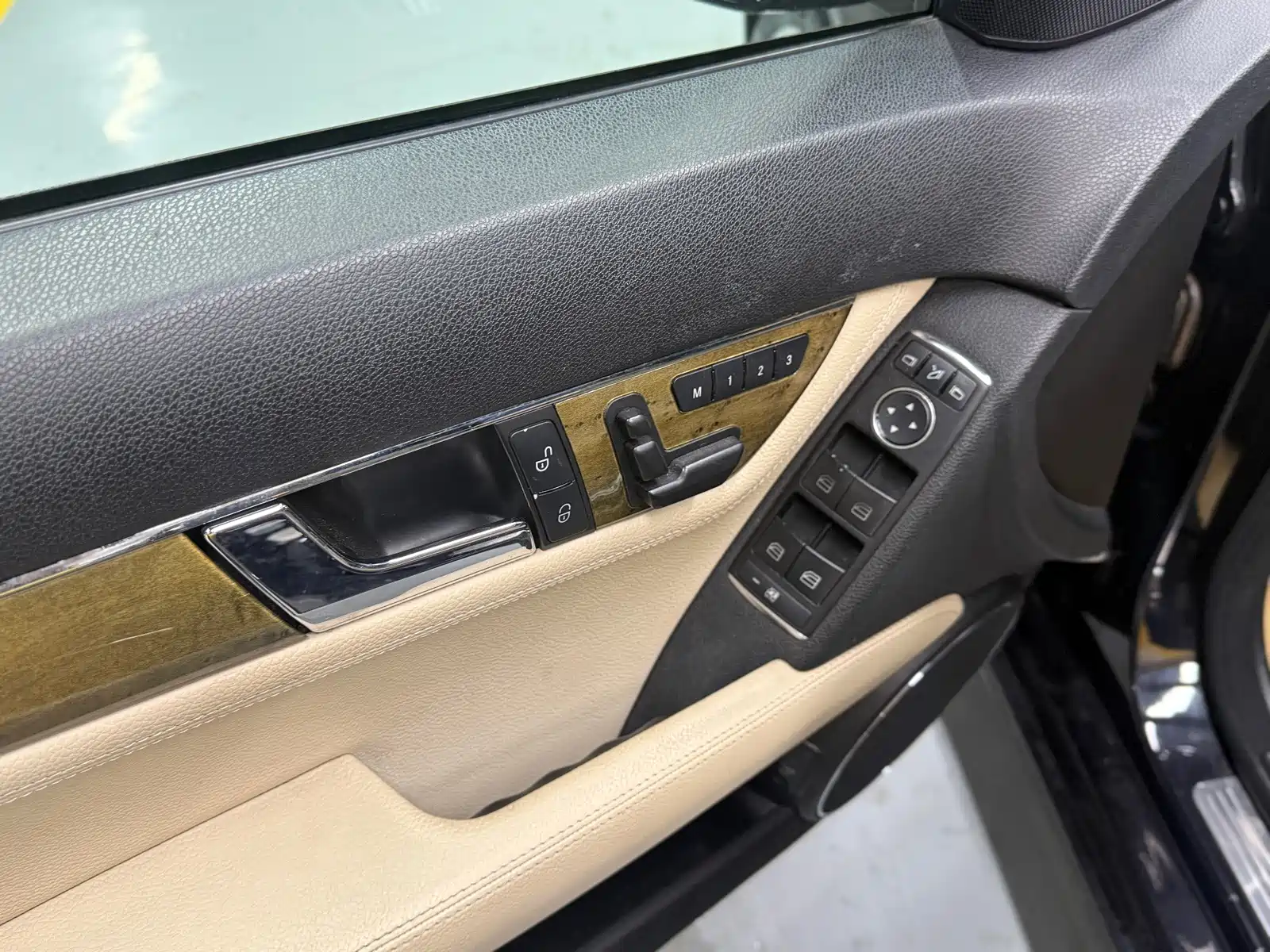 Фото 18 - Mercedes-Benz C-Class