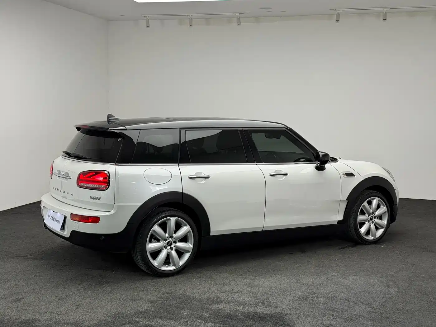 Фото 15 - MINI CLUBMAN