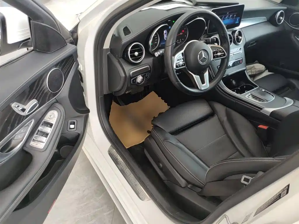 Mercedes-Benz C-Class 2019 C 180 L Fashion Sport Edition фото 16