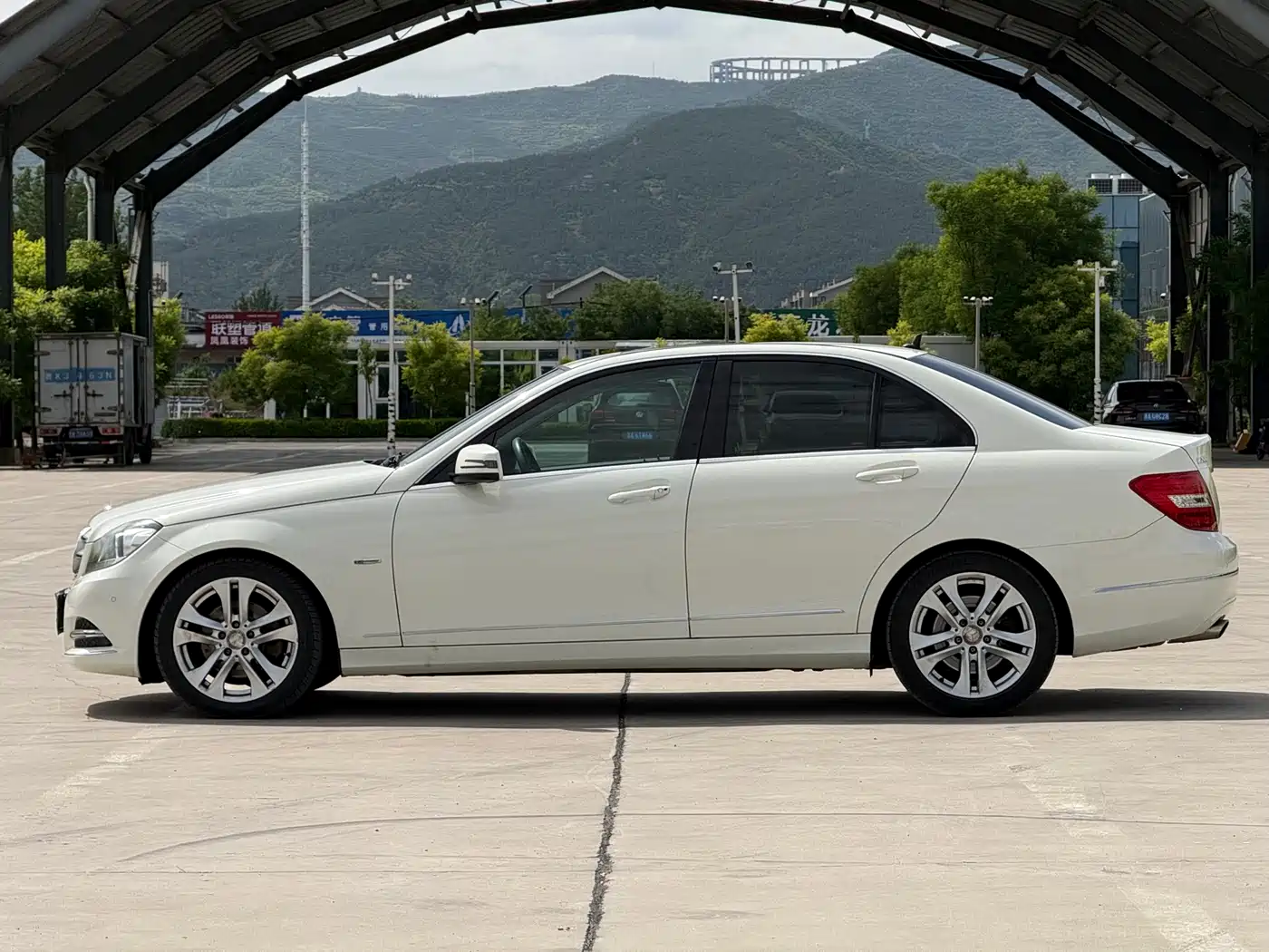 Mercedes-Benz C-Class 2011 C 200 CGI Fashion фото 3