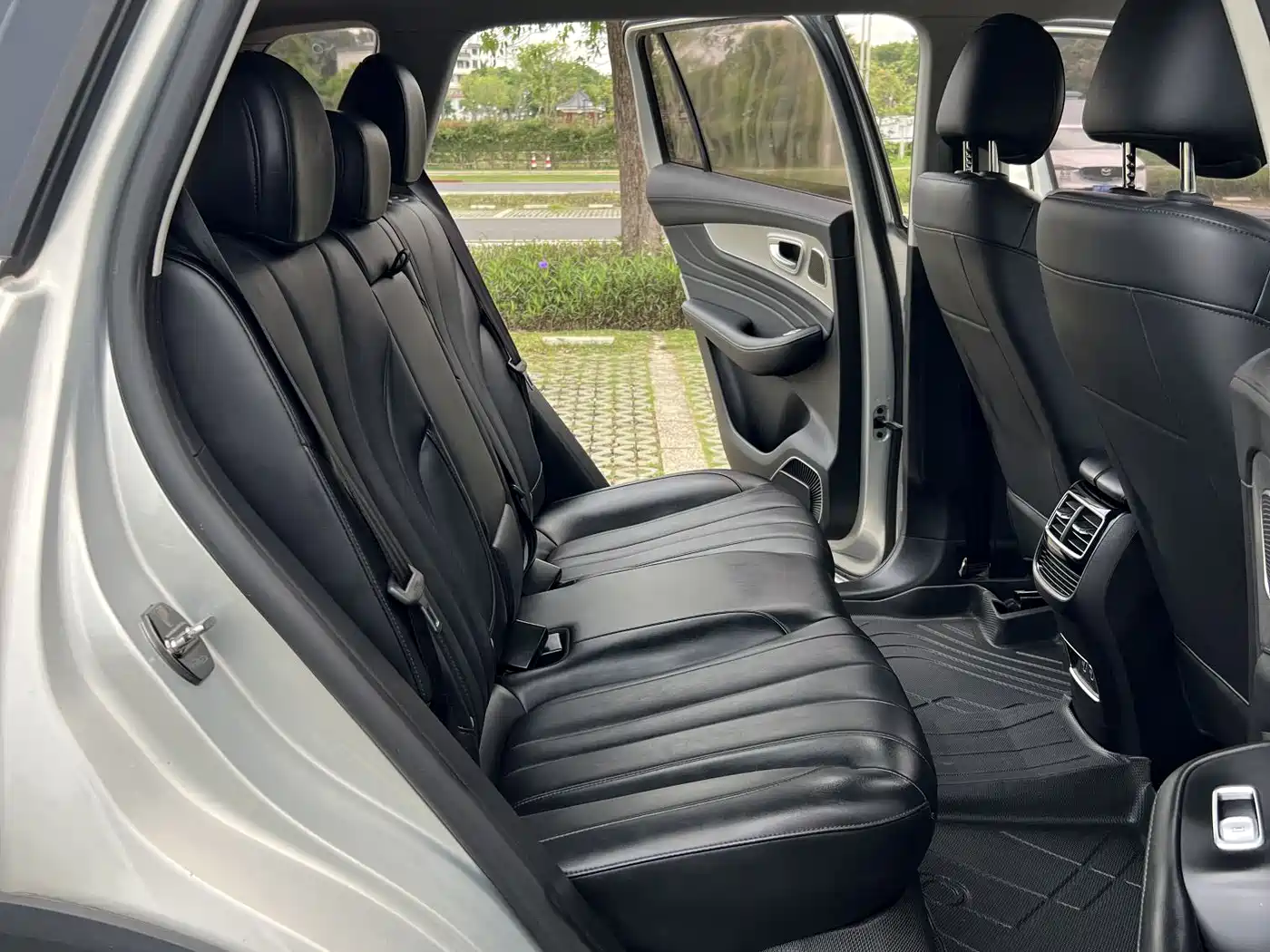 Roewe RX5 eMAX 2020 2020 500PHEV 4G Connected Luxury Edition