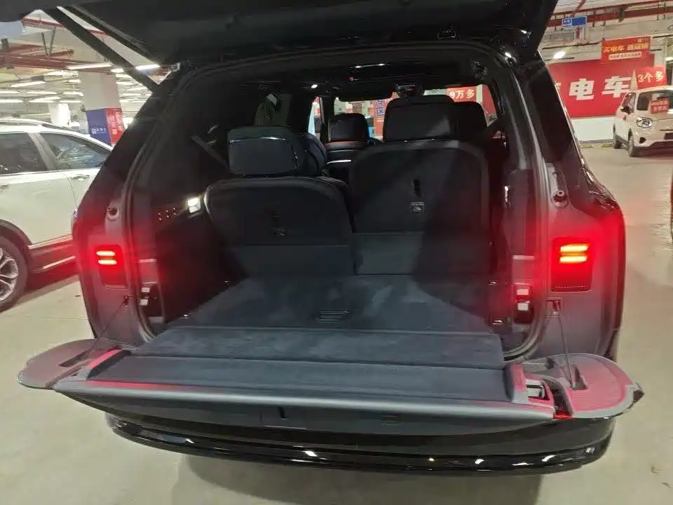 ZEEKR 9X 2026 2025 Model Gloss Black Edition