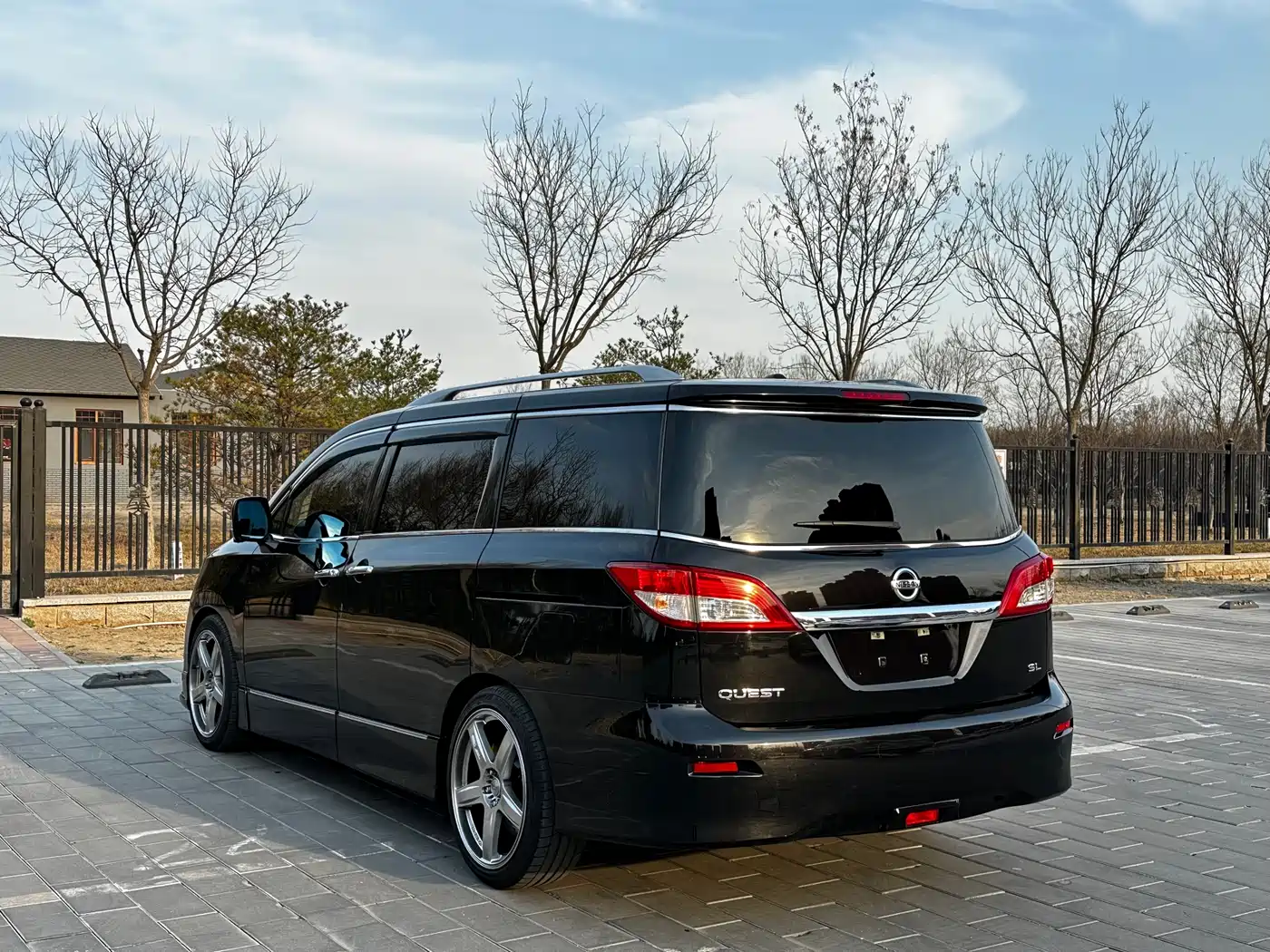 Nissan Quest 2015 3.5L SL фото 5