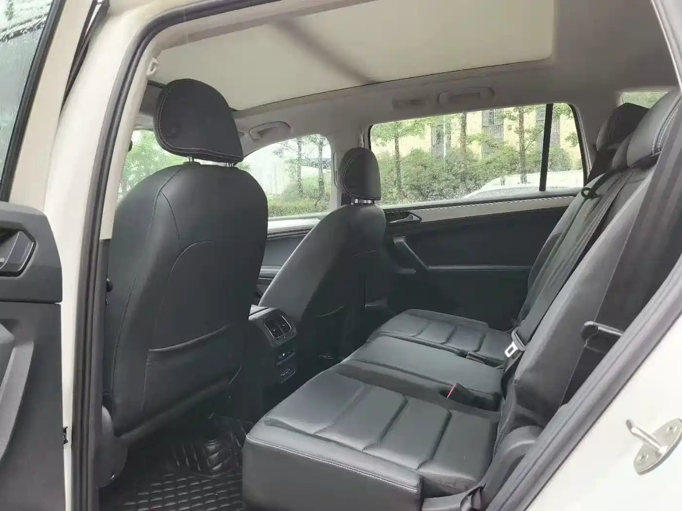 Volkswagen Tiguan L 2017 380TSI Automatic 4WD Flagship Edition фото 6