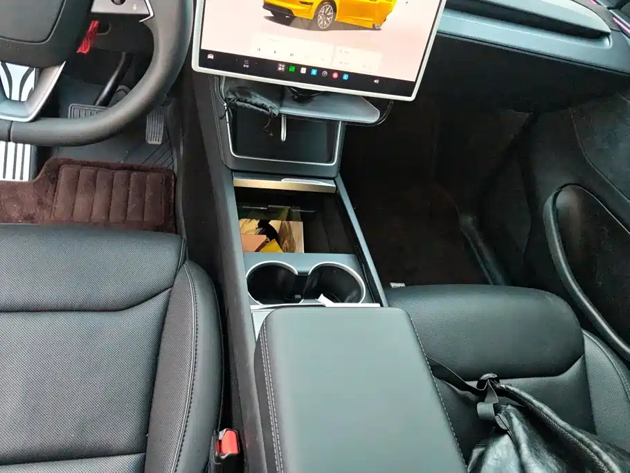 Tesla Model Y L 2026 2025 Facelift Long Range AWD