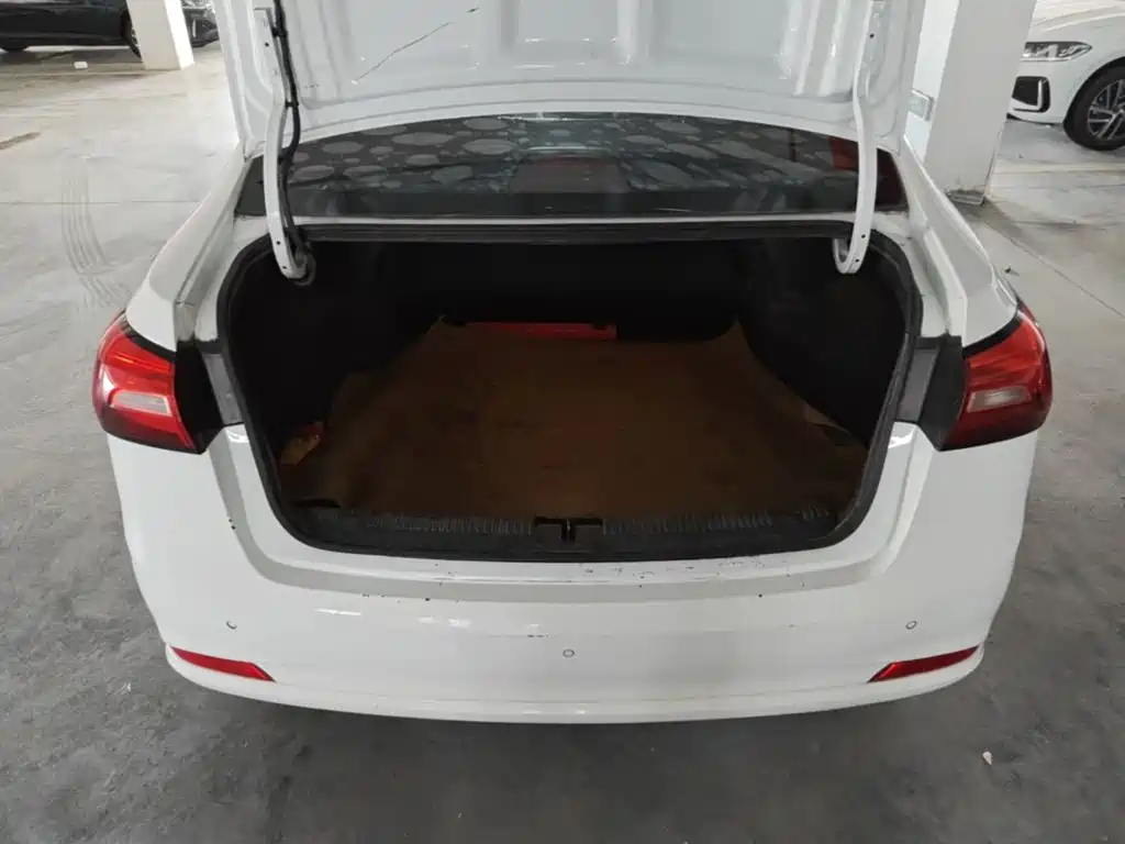 Roewe 360 2018 2018 PLUS 1.5L Automatic Luxury Edition
