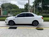 Фото 9 - BYD F3