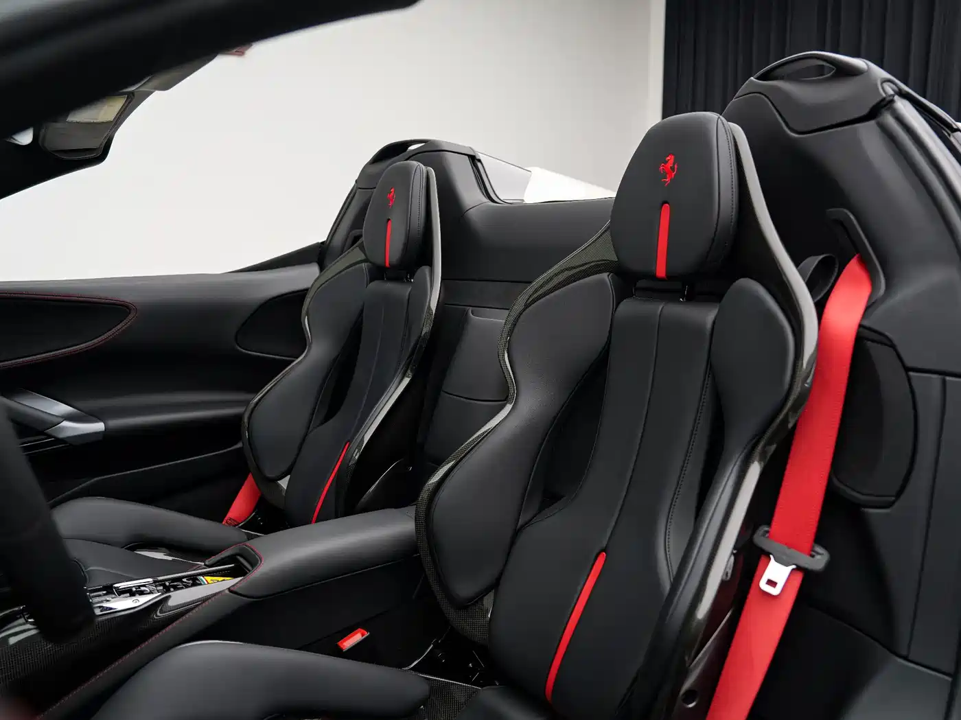 Ferrari SF90 2025 2021 3.9T V8 Spider