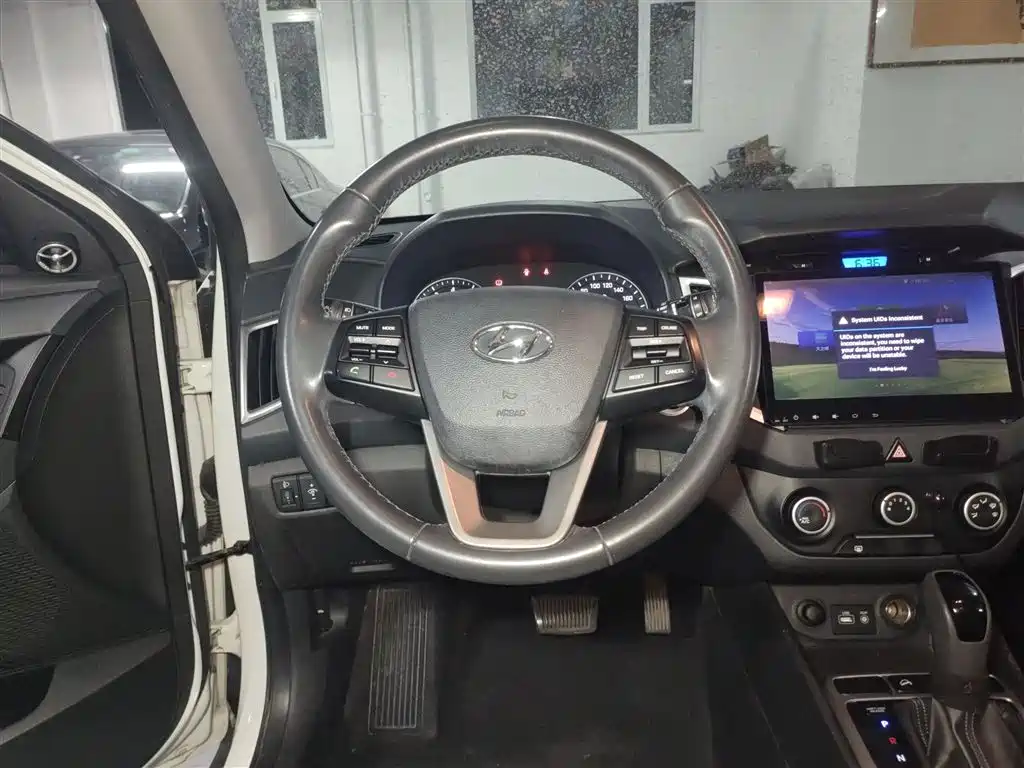 Hyundai Beijing Hyundai ix25 2015 1.6L Automatic 2WD Smart GLS фото 3