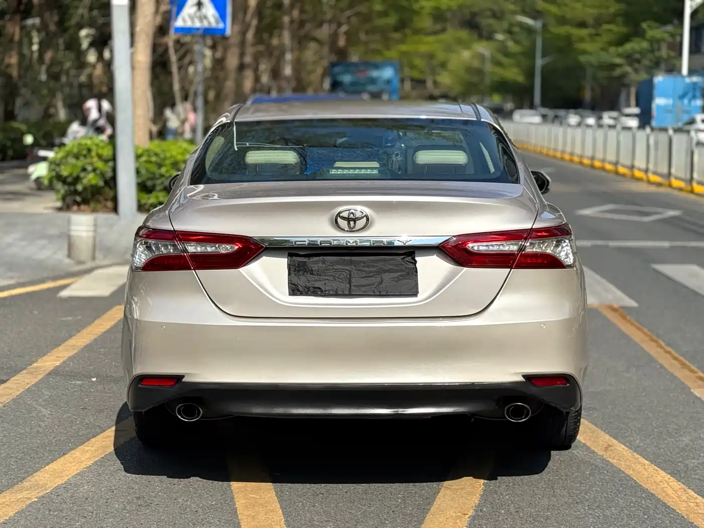Toyota Camry 2018 2.0G Luxury Edition фото 18