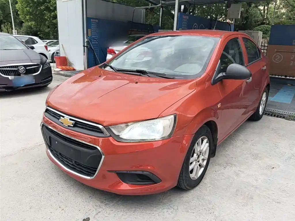 Chevrolet Aveo 2014 Sedan 1.4SL AT Fashion Edition фото 2