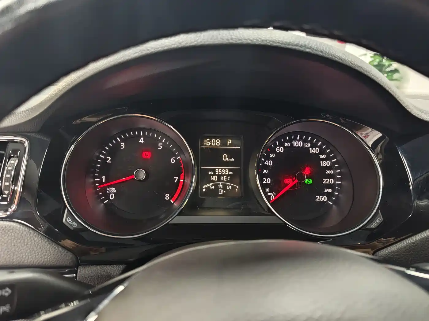 Volkswagen Sagitar 2018 1.6L Automatic Comfort фото 6