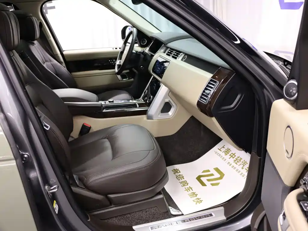 Фото 24 - Land Rover Range Rover