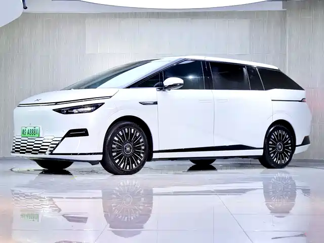 Xpeng X9 Электромобиль, 740 максимальный запас хода, Max