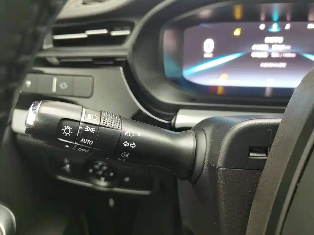 Chery Arrizo 5 PLUS 2021 2021 Little AI 1.5L CVT Enjoy PLUS