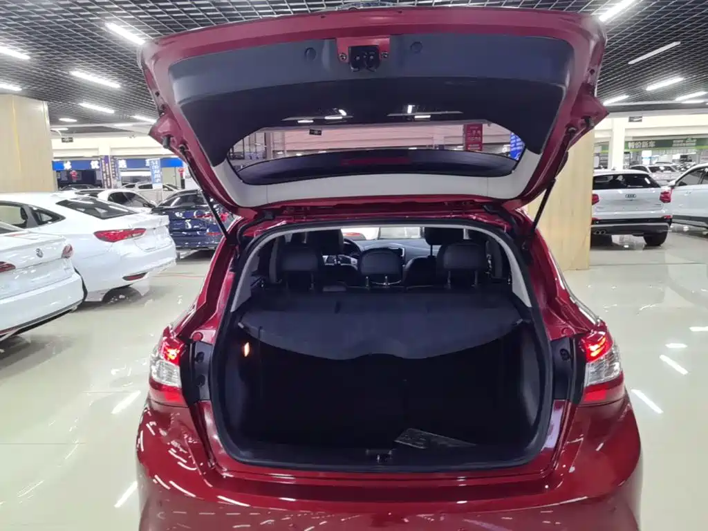 Nissan Tiida, миниатюра 19