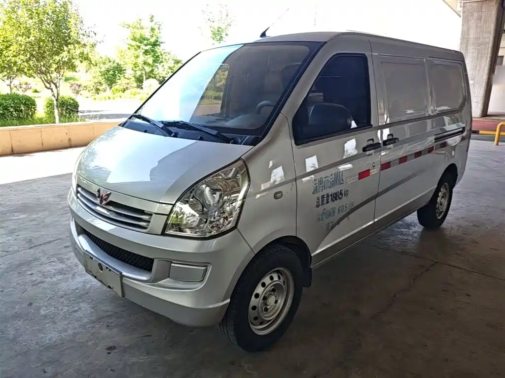 Wuling Motors Wuling Rongguang S 2023 1.5L Basic Sealed Window Van 2-seater