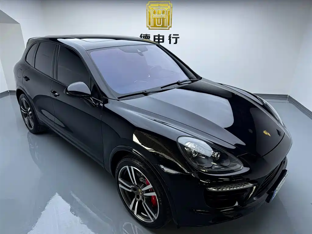 Porsche Cayenne 2011 Cayenne Turbo 4.8T фото 8
