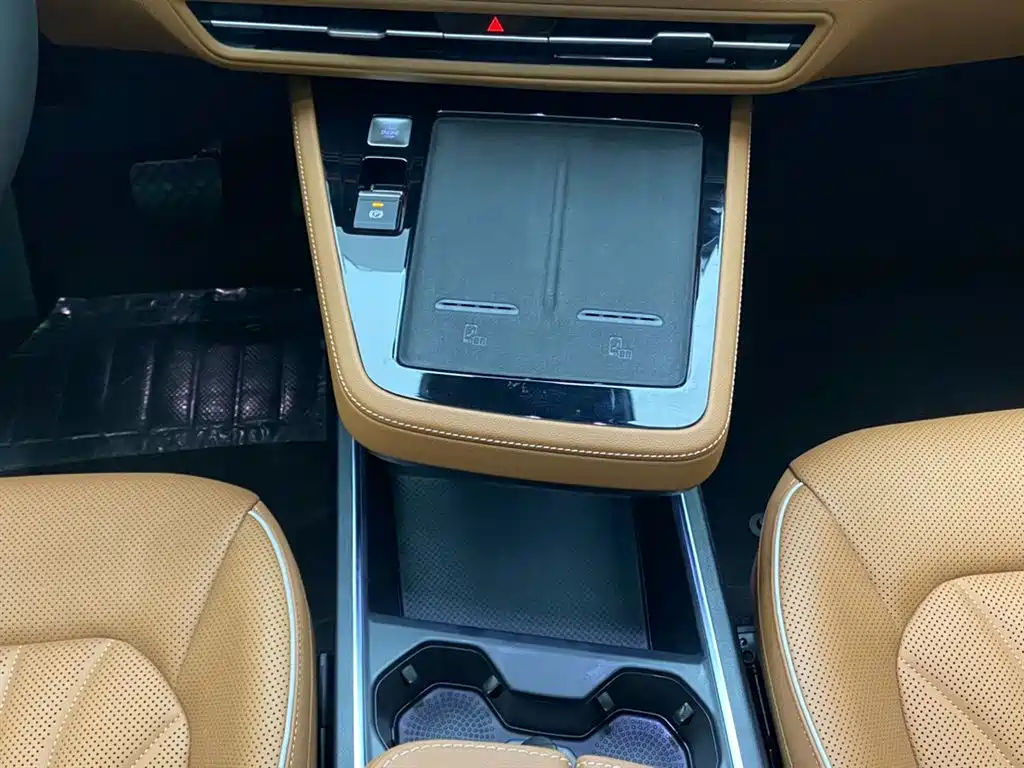 Volkswagen Talagon 2025 Model 450TSI AWD Premium 6-Seater фото 21