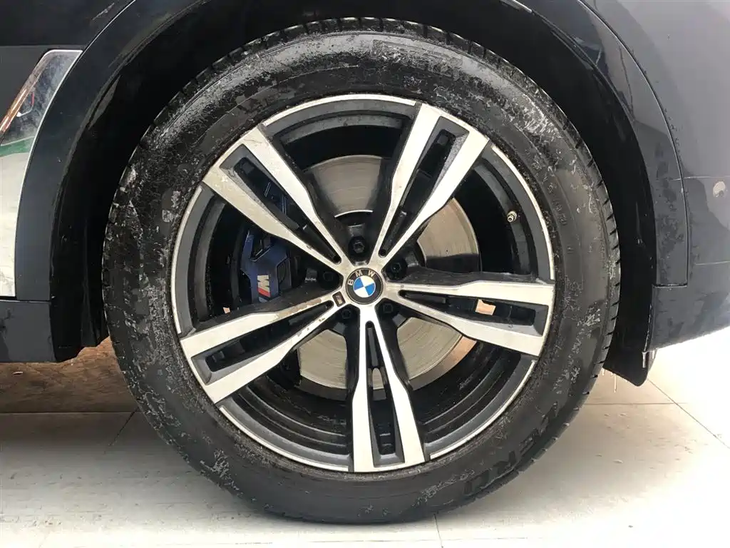 BMW X7 2021 Facelift xDrive40i Premium M Sport Package фото 18