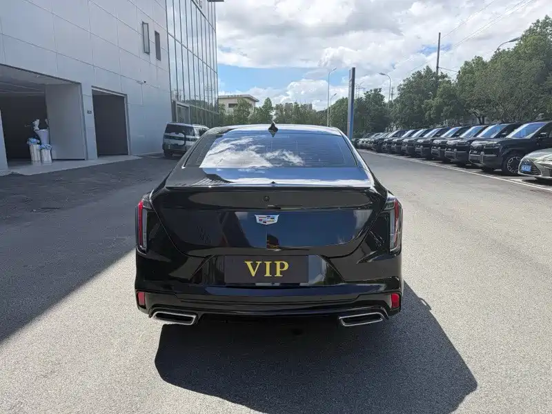 Cadillac CT4 2024 2023 28T Luxury Model